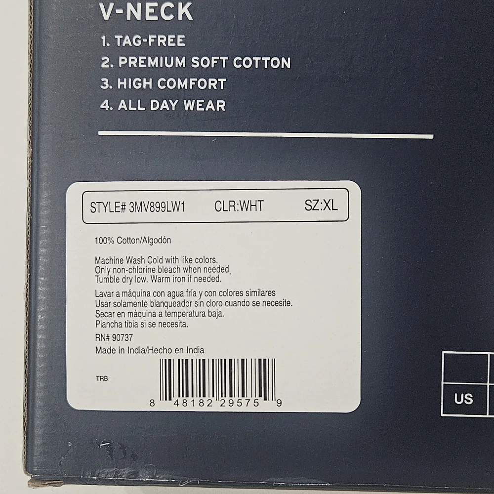 NWT Levis 3 Pack Cotton T-shirt Mens XL White‎ V-Neck